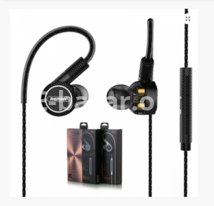 REMAX EARHOOK Earphone RM-590